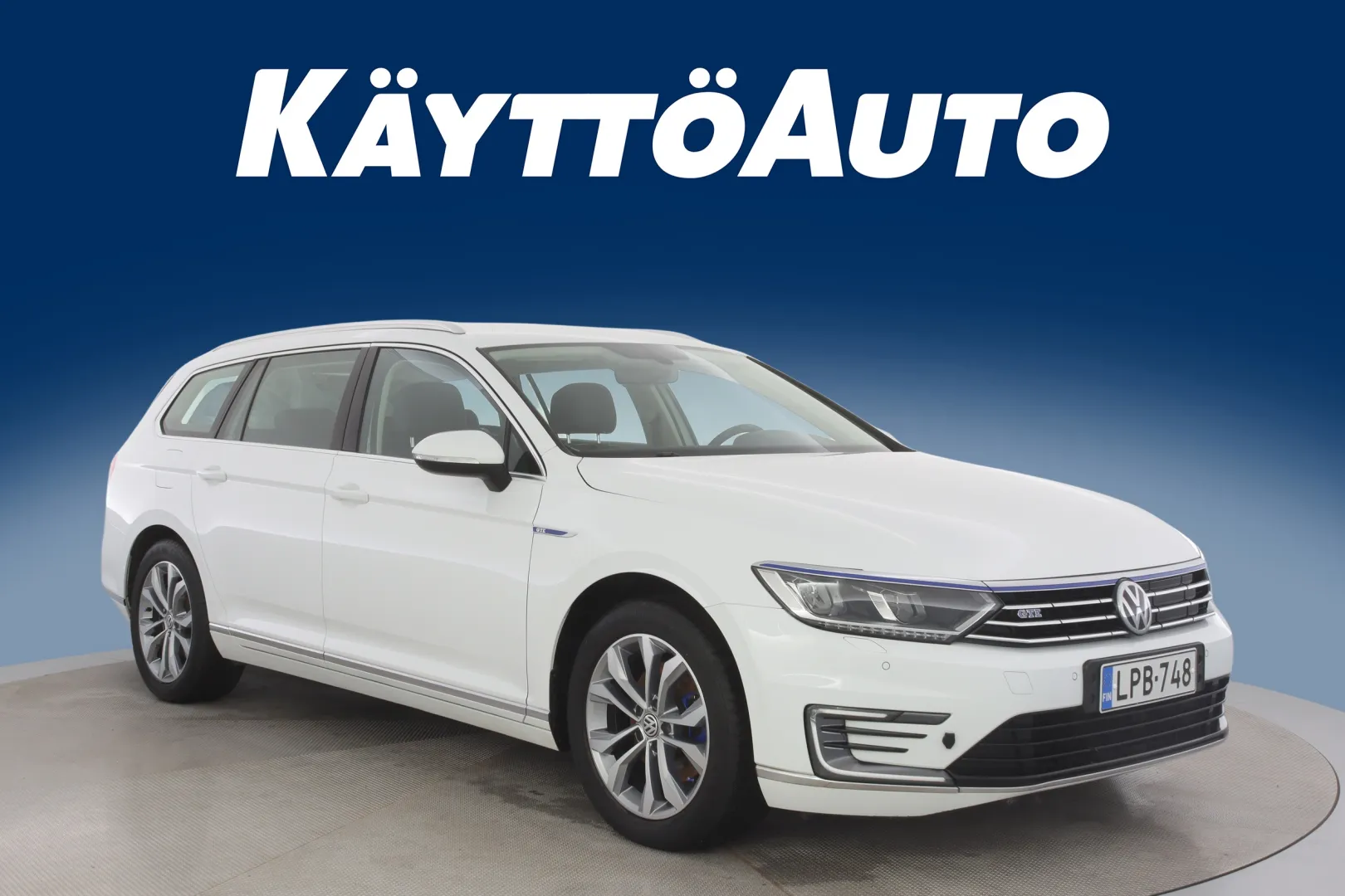 VOLKSWAGEN Passat LPB-748 carousel image