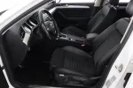 VOLKSWAGEN Passat LPB-748 carousel thumbs