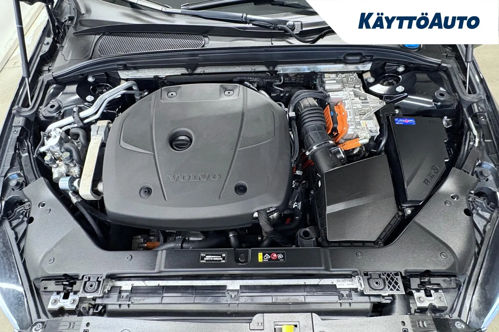 VOLVO V60 KVH-288 carousel image