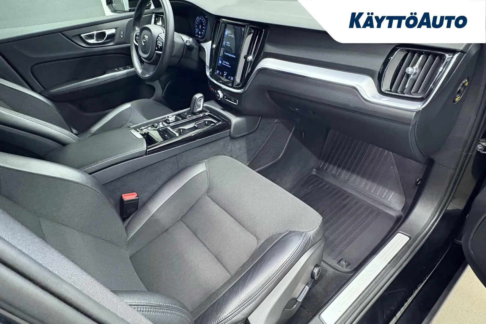 VOLVO V60 KVH-288 carousel image