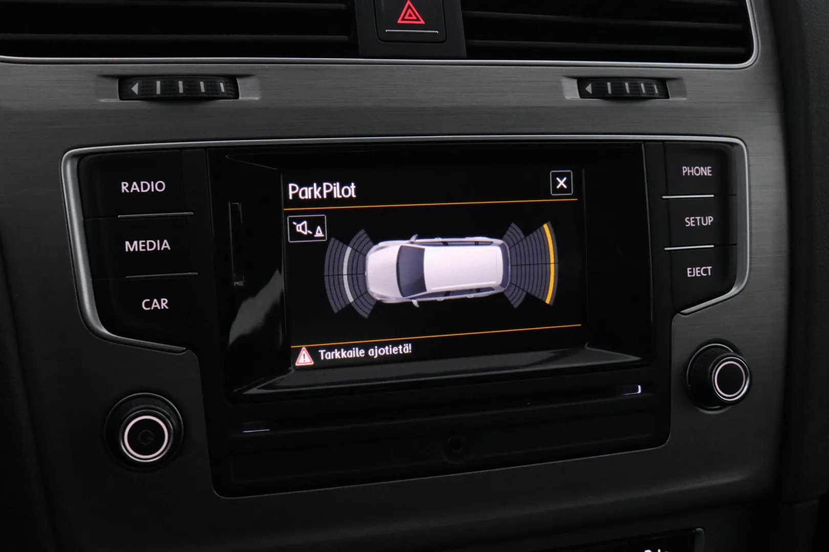 VOLKSWAGEN Golf OUV-910 carousel image