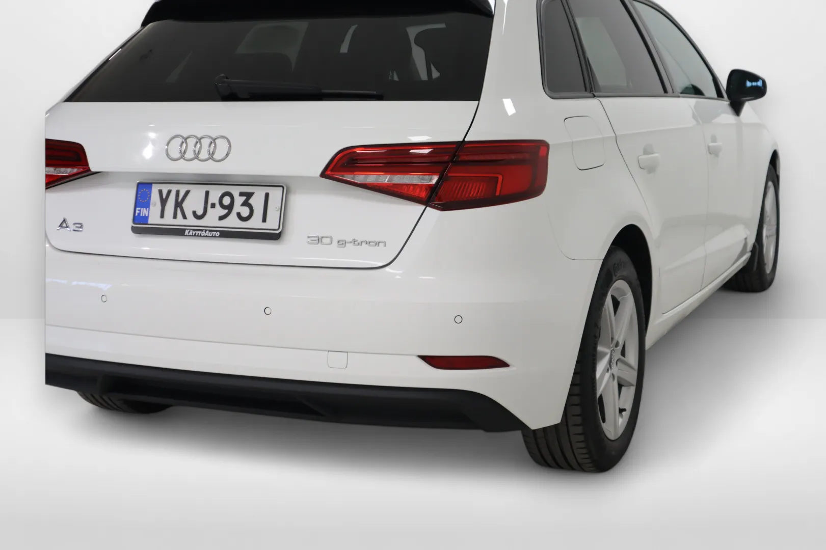 AUDI A3 YKJ-931 carousel image