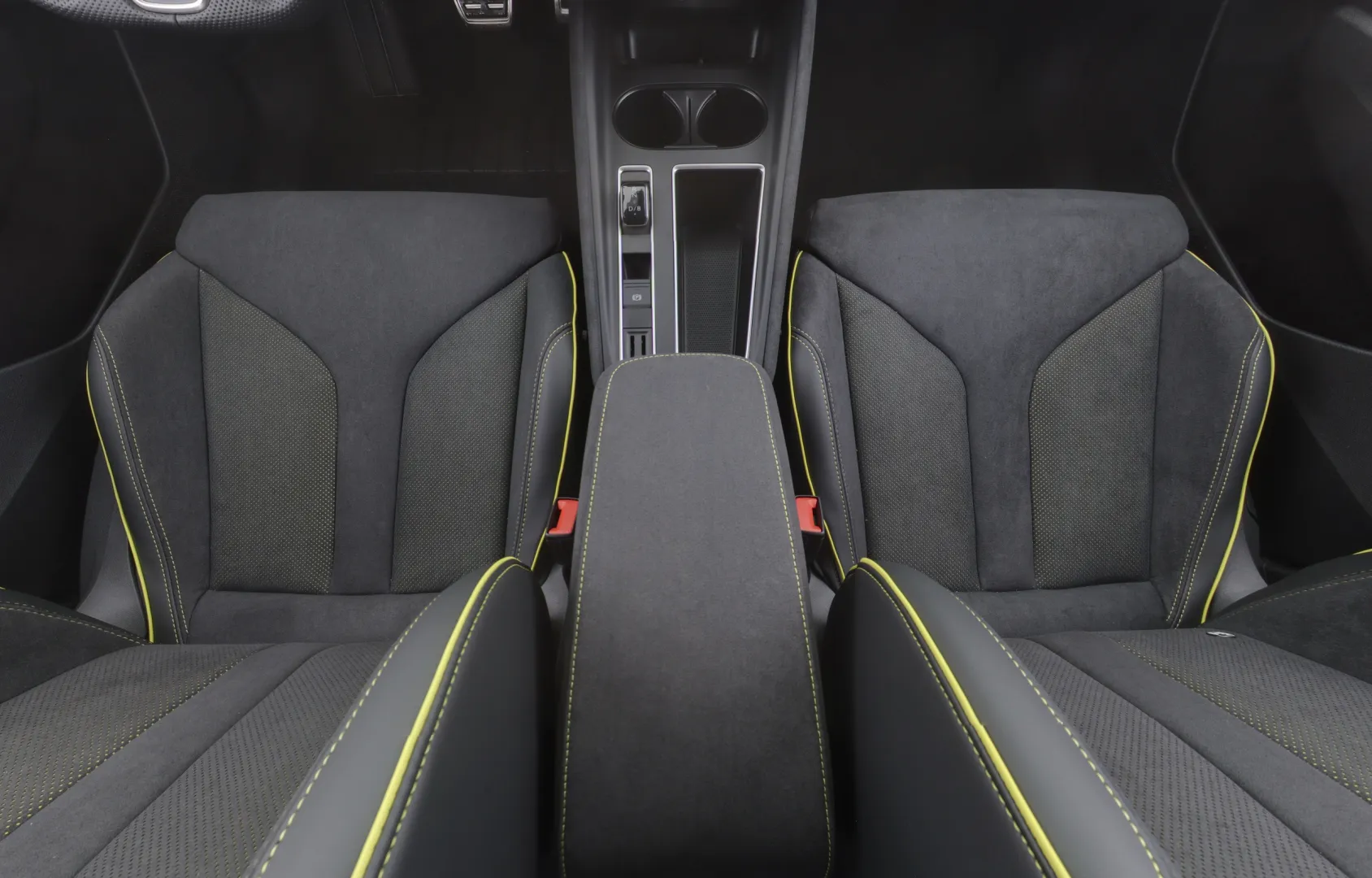 Skoda Enyaq EVP-848 carousel image