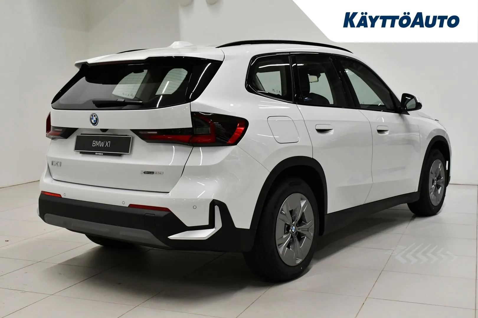BMW iX1 ZPR-755 carousel image