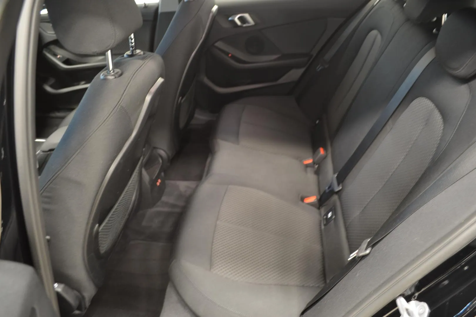 BMW 118 IPE-543 carousel image