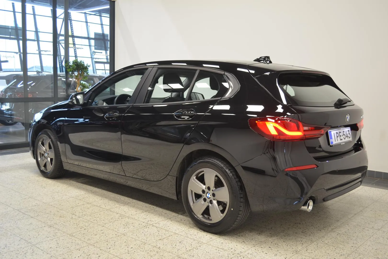 BMW 118 IPE-543 carousel image