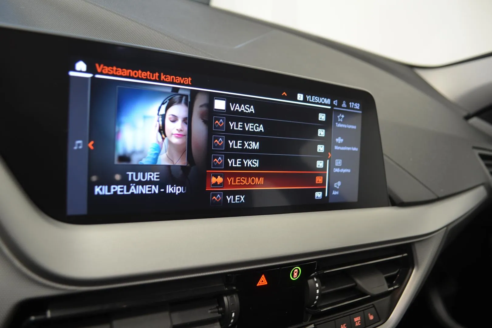 BMW 118 IPE-543 carousel image