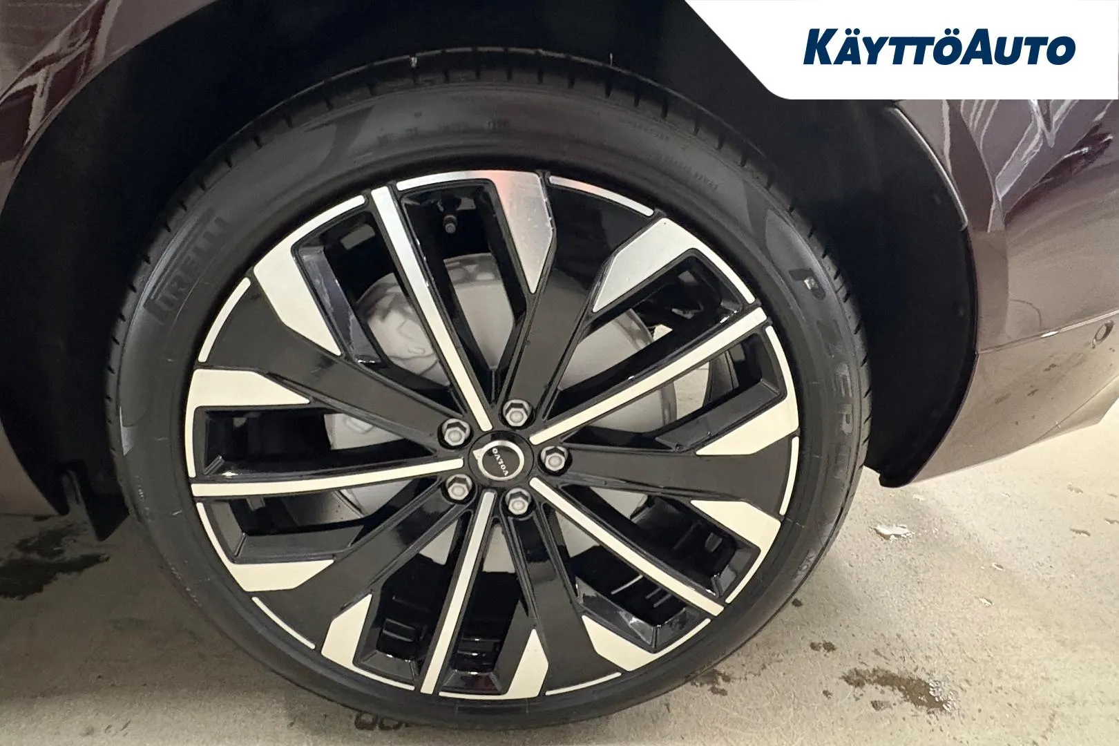 Volvo XC60 XUZ-782 carousel image