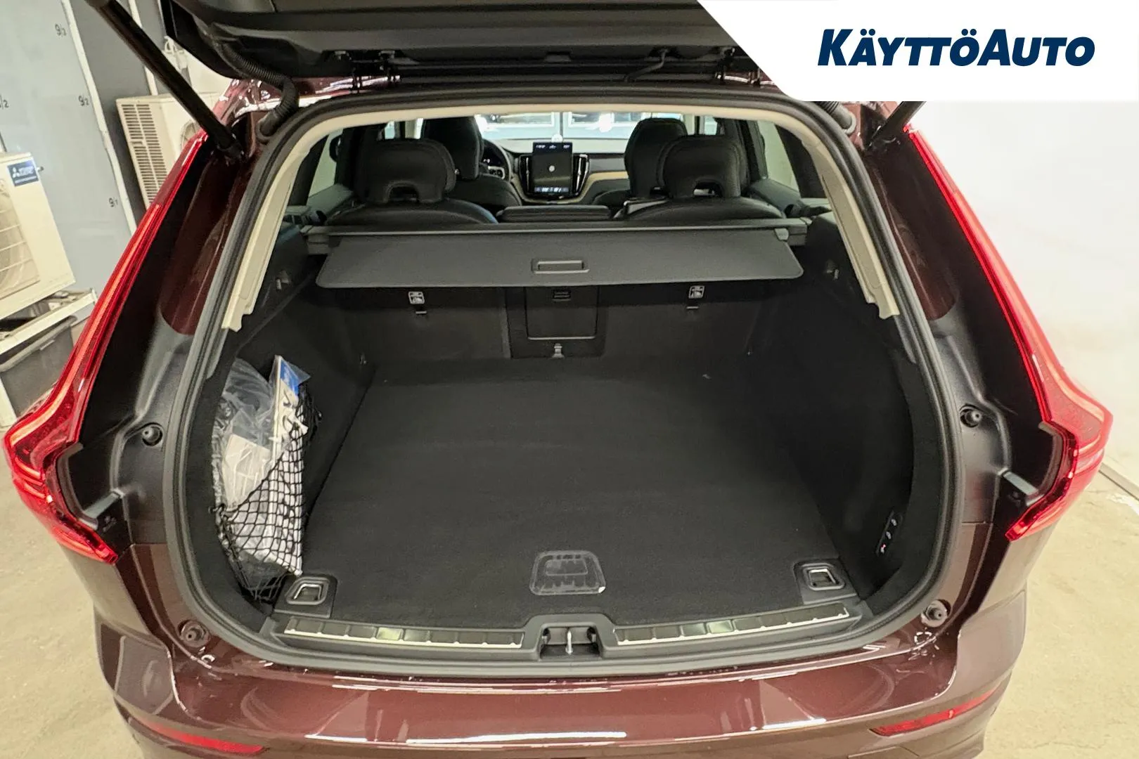 Volvo XC60 XUZ-782 carousel image
