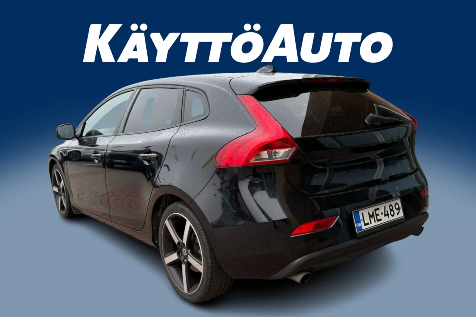 VOLVO V40 LME-489 carousel image
