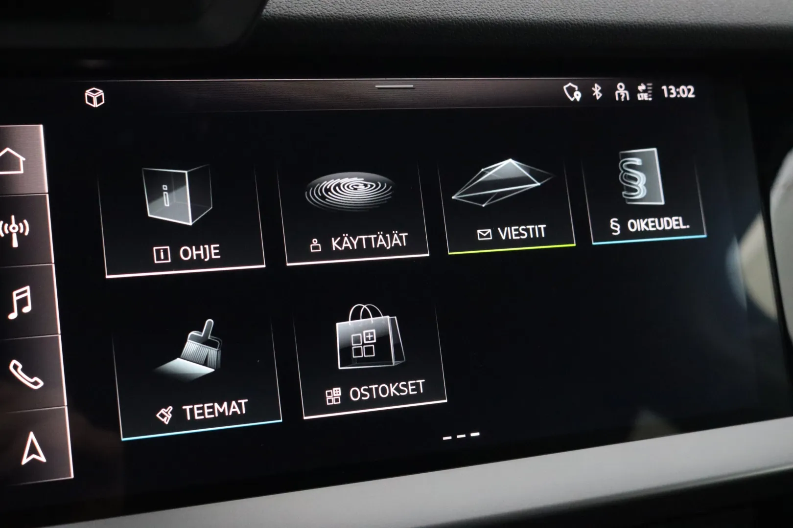 AUDI A3 RVB-425 carousel image