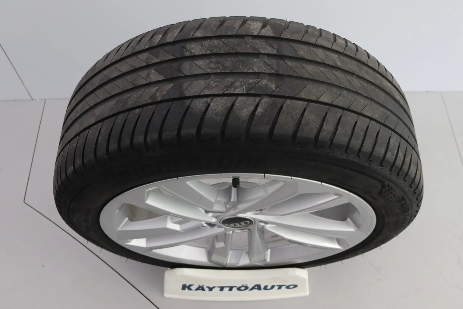 AUDI A3 RVB-425 carousel image