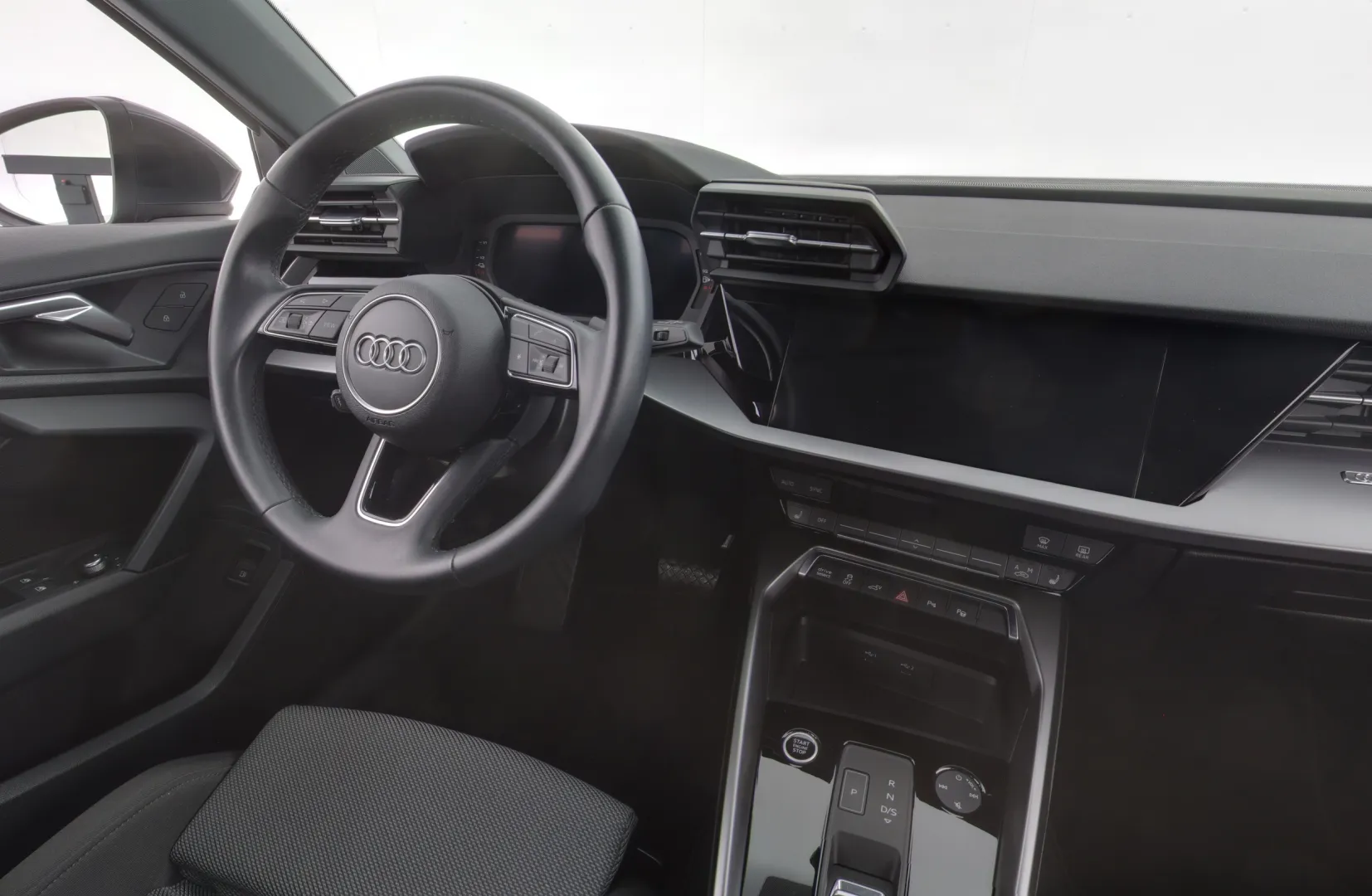 AUDI A3 RVB-425 carousel image