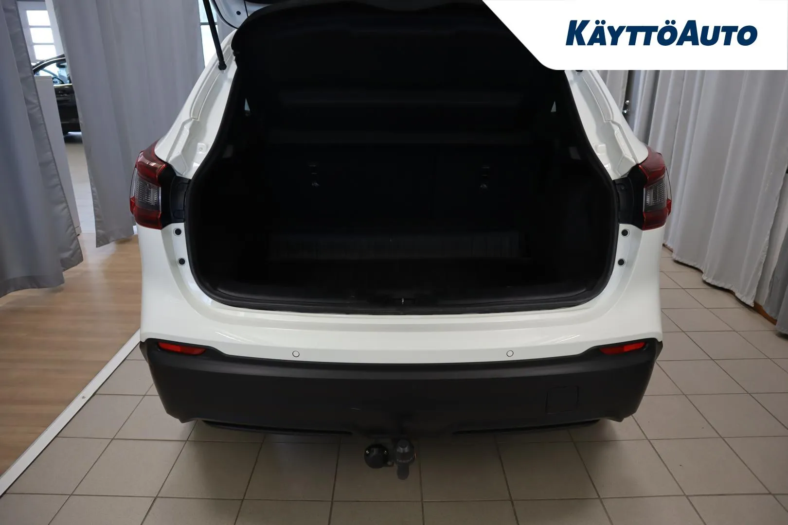 NISSAN Qashqai COT-558 carousel image