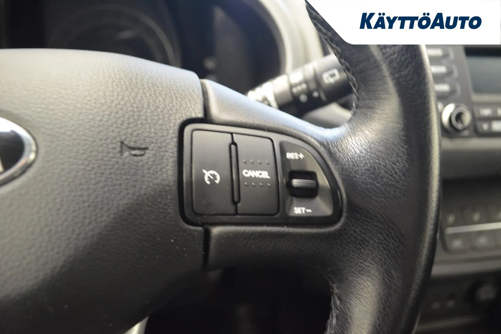 KIA Sportage BSK-324 carousel image