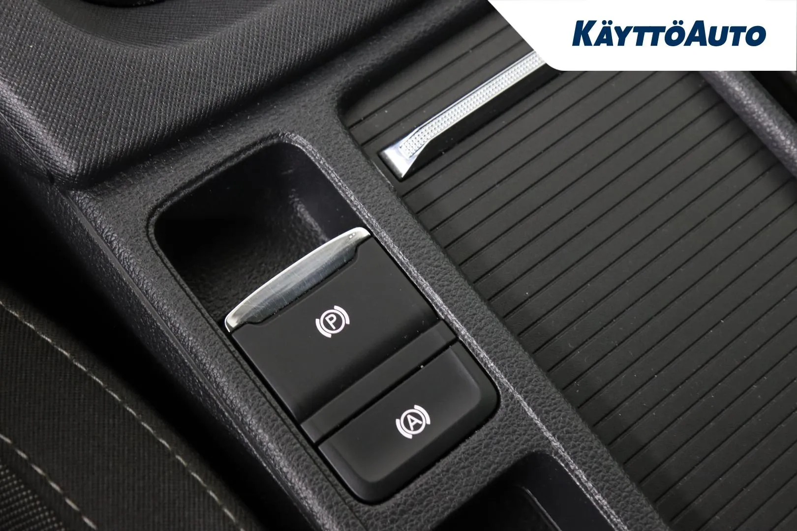 Skoda Octavia GZY-662 carousel image