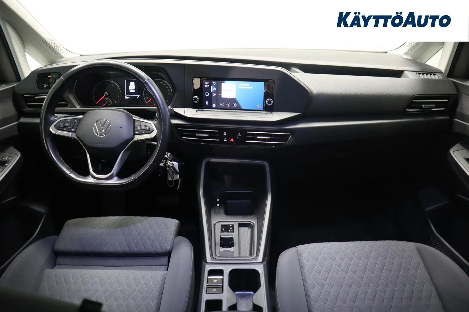 VOLKSWAGEN Caddy Maxi MZF-876 carousel image