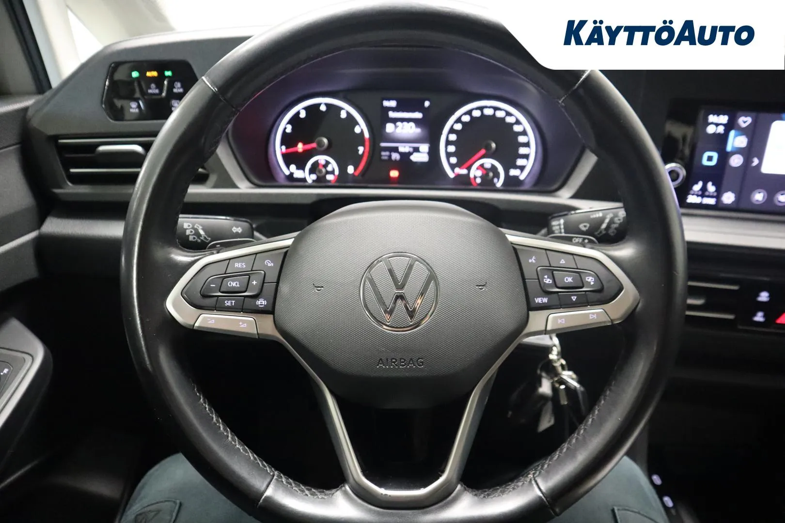 VOLKSWAGEN Caddy Maxi MZF-876 carousel image