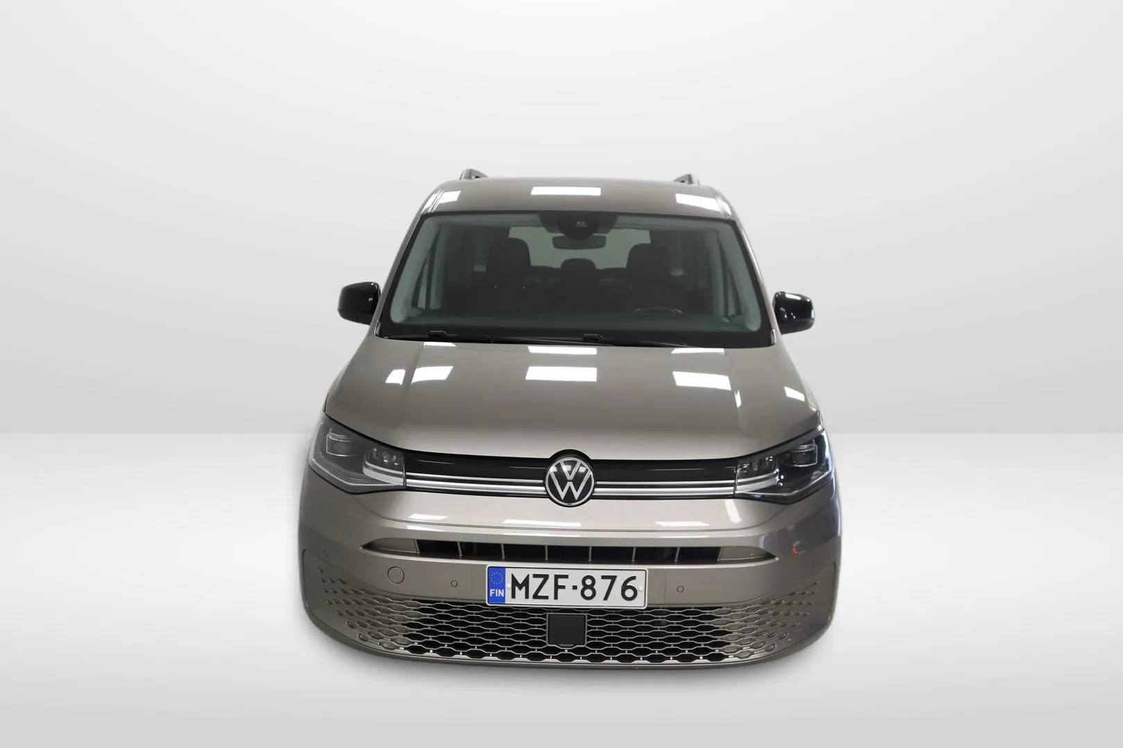 VOLKSWAGEN Caddy Maxi MZF-876 carousel image