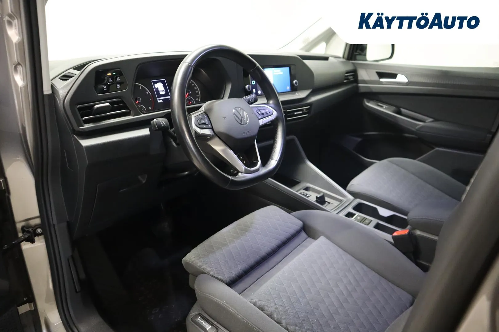 VOLKSWAGEN Caddy Maxi MZF-876 carousel image