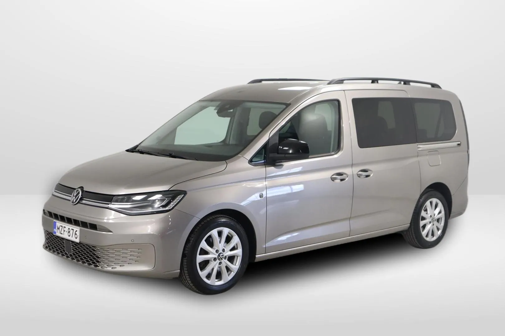 VOLKSWAGEN Caddy Maxi MZF-876 carousel image