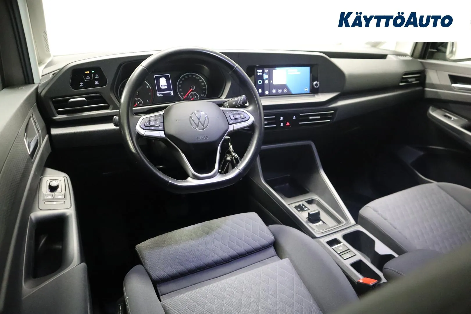 VOLKSWAGEN Caddy Maxi MZF-876 carousel image