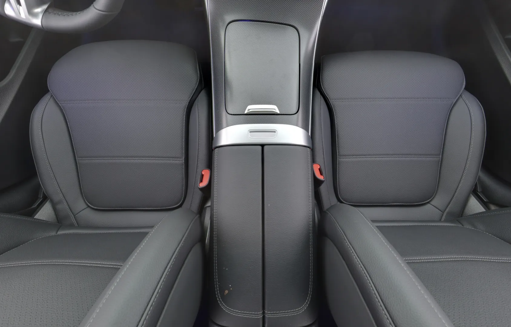Mercedes-Benz C LTC-482 carousel image