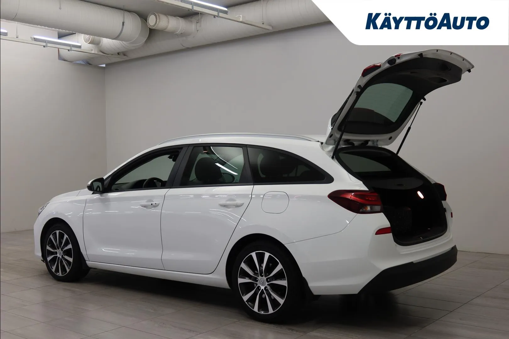 HYUNDAI i30 Wagon GNT-793 carousel image