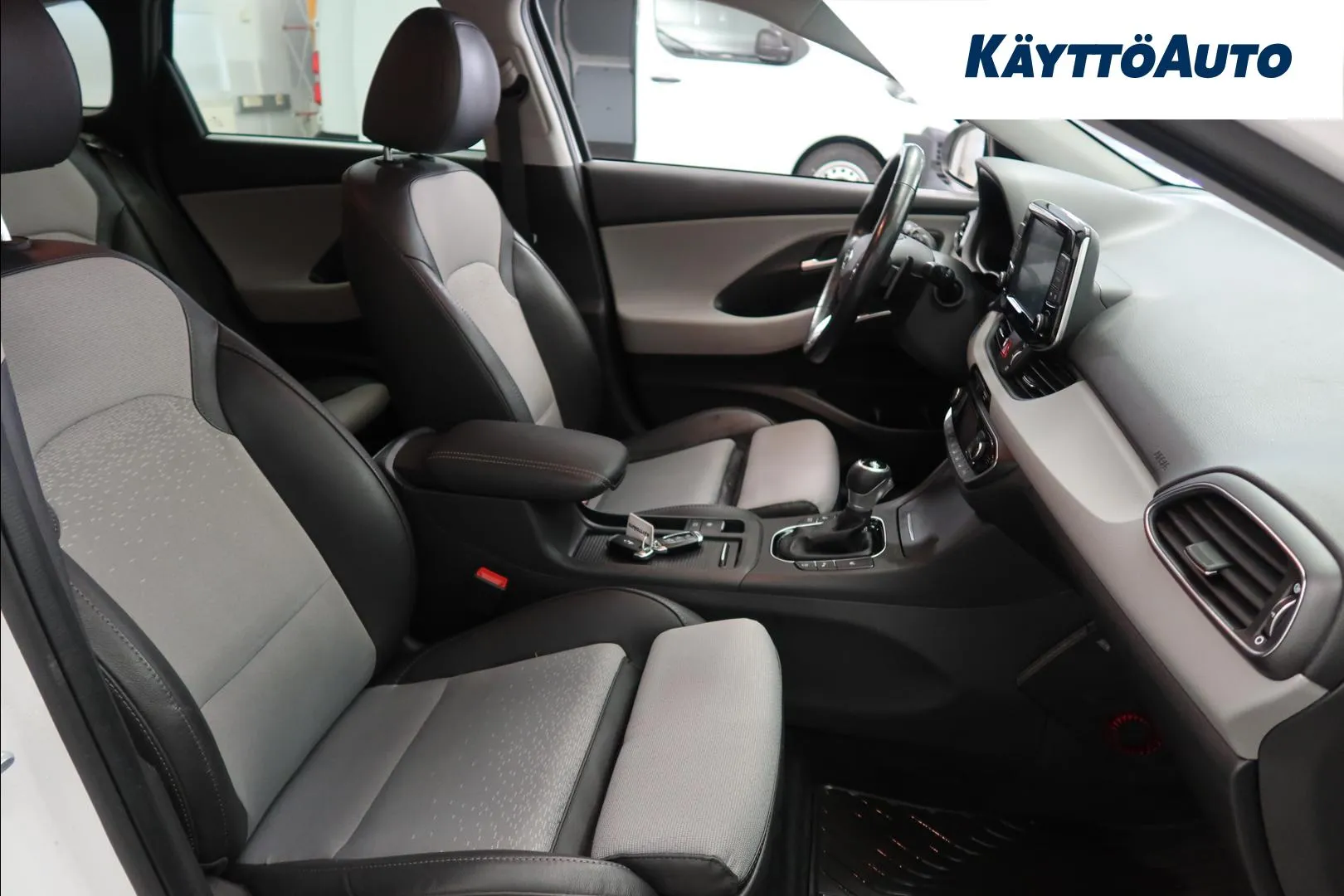 HYUNDAI i30 Wagon GNT-793 carousel image