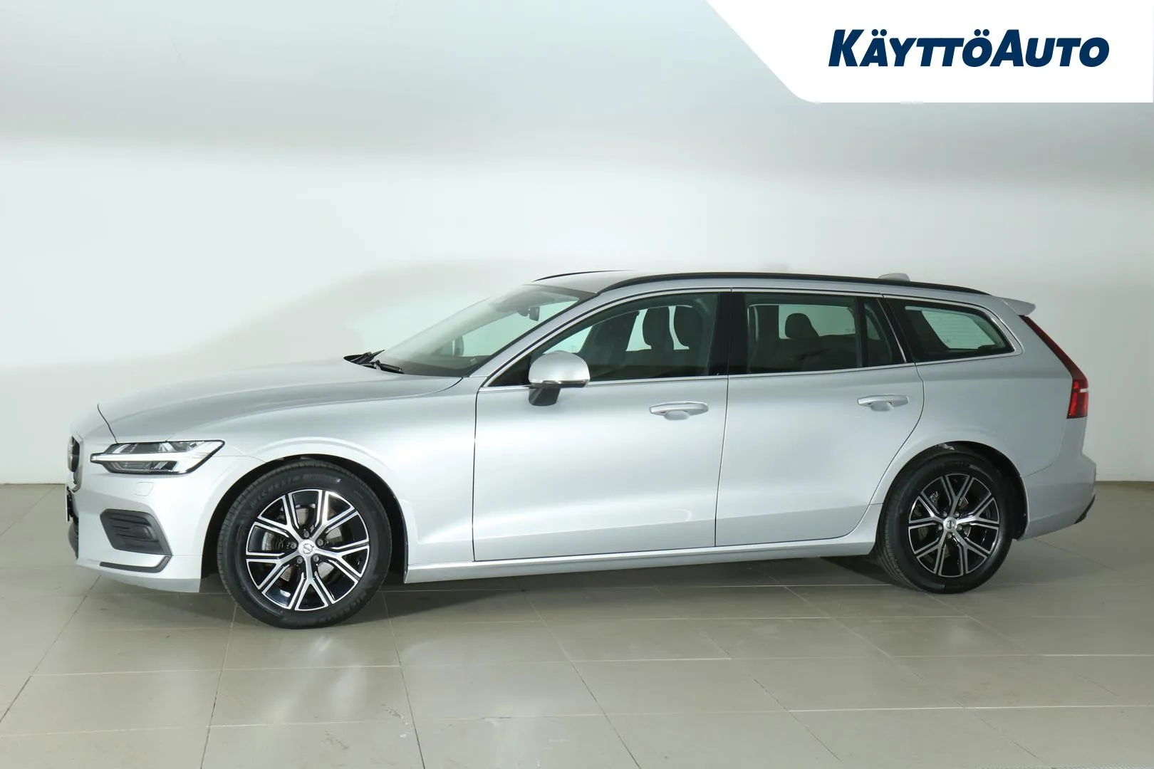 VOLVO V60 RUZ-416 carousel image