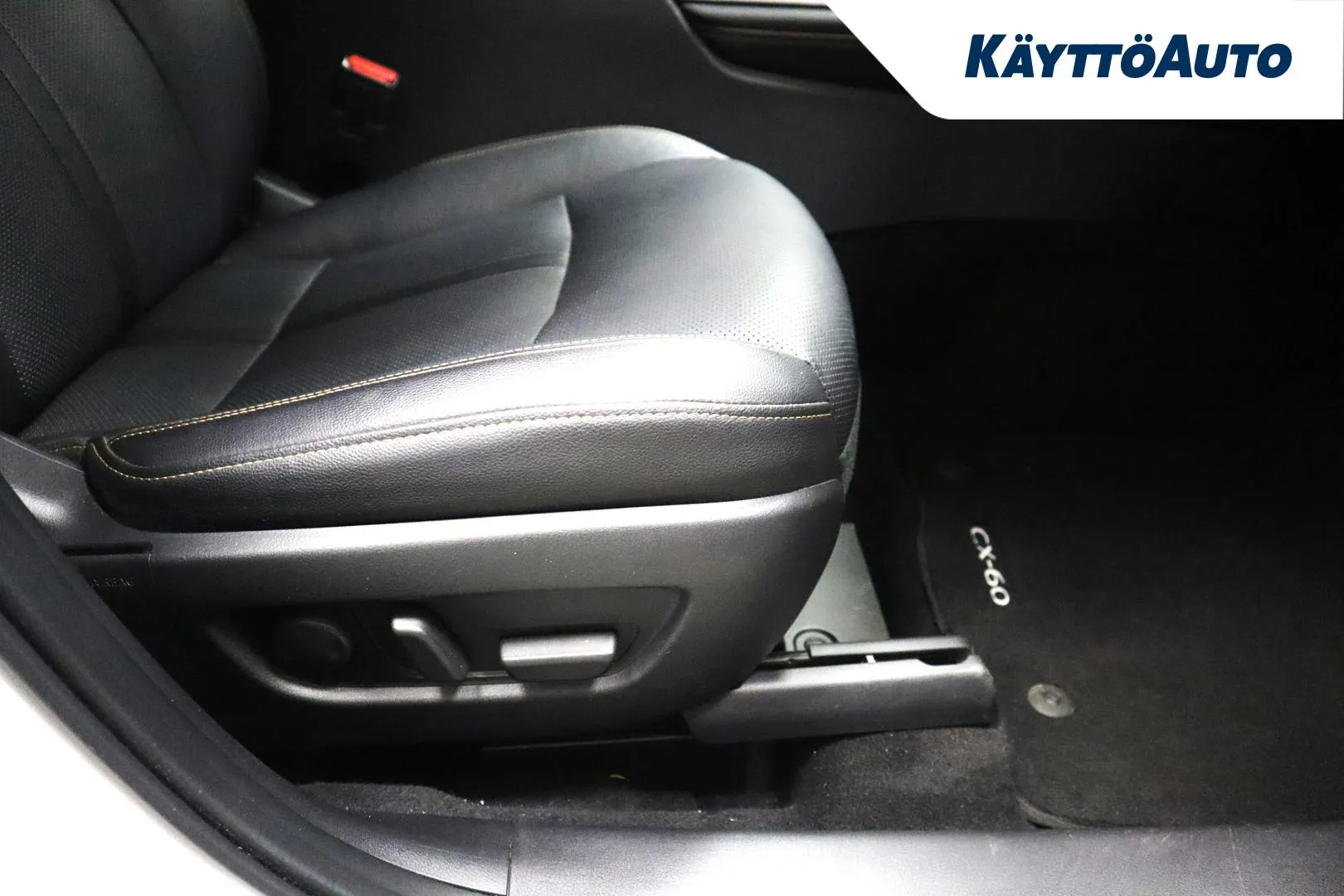 MAZDA CX-60 FNT-906 carousel image