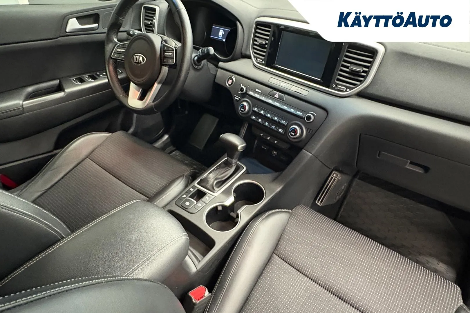 KIA Sportage MNT-793 carousel image