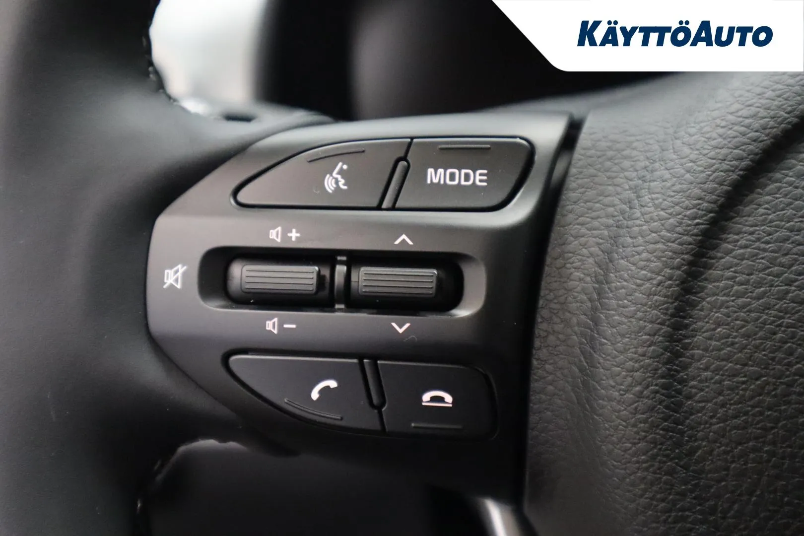 Kia Stonic CSM-619 carousel image