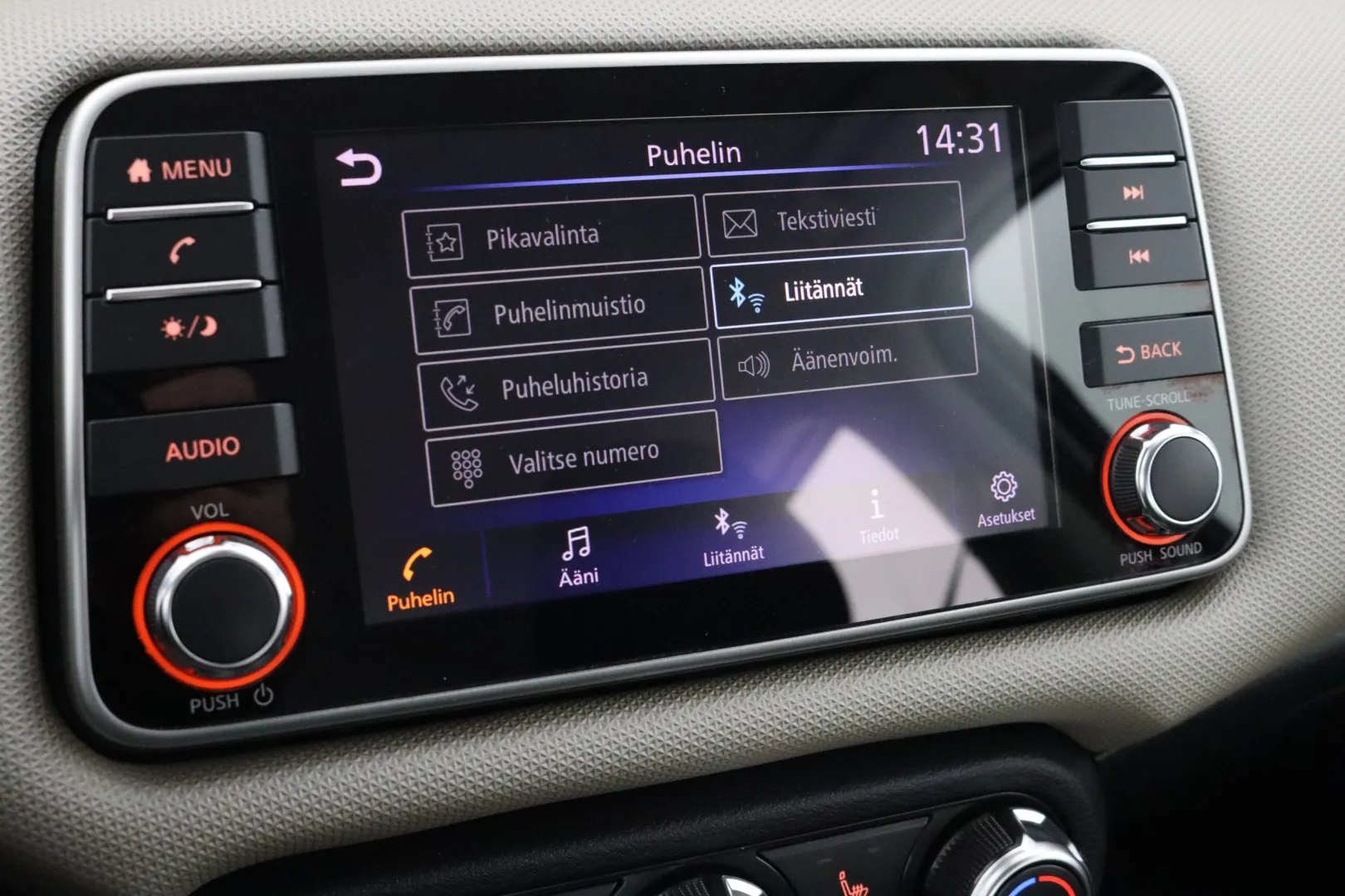 NISSAN Micra NLN-207 carousel image