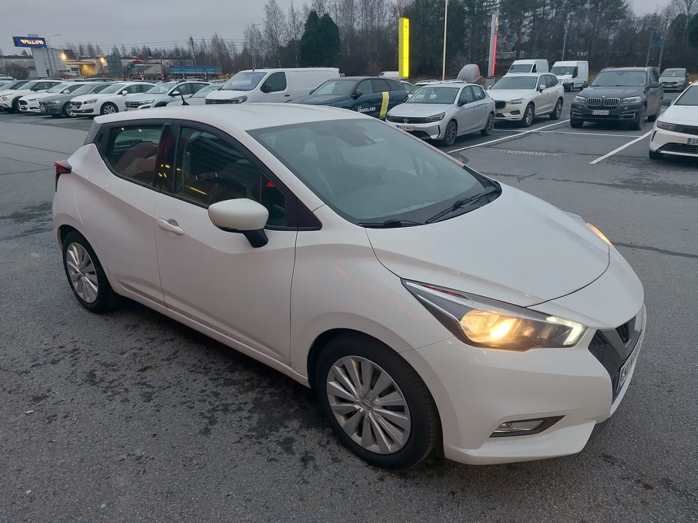 Nissan Micra NLN-207 carousel image