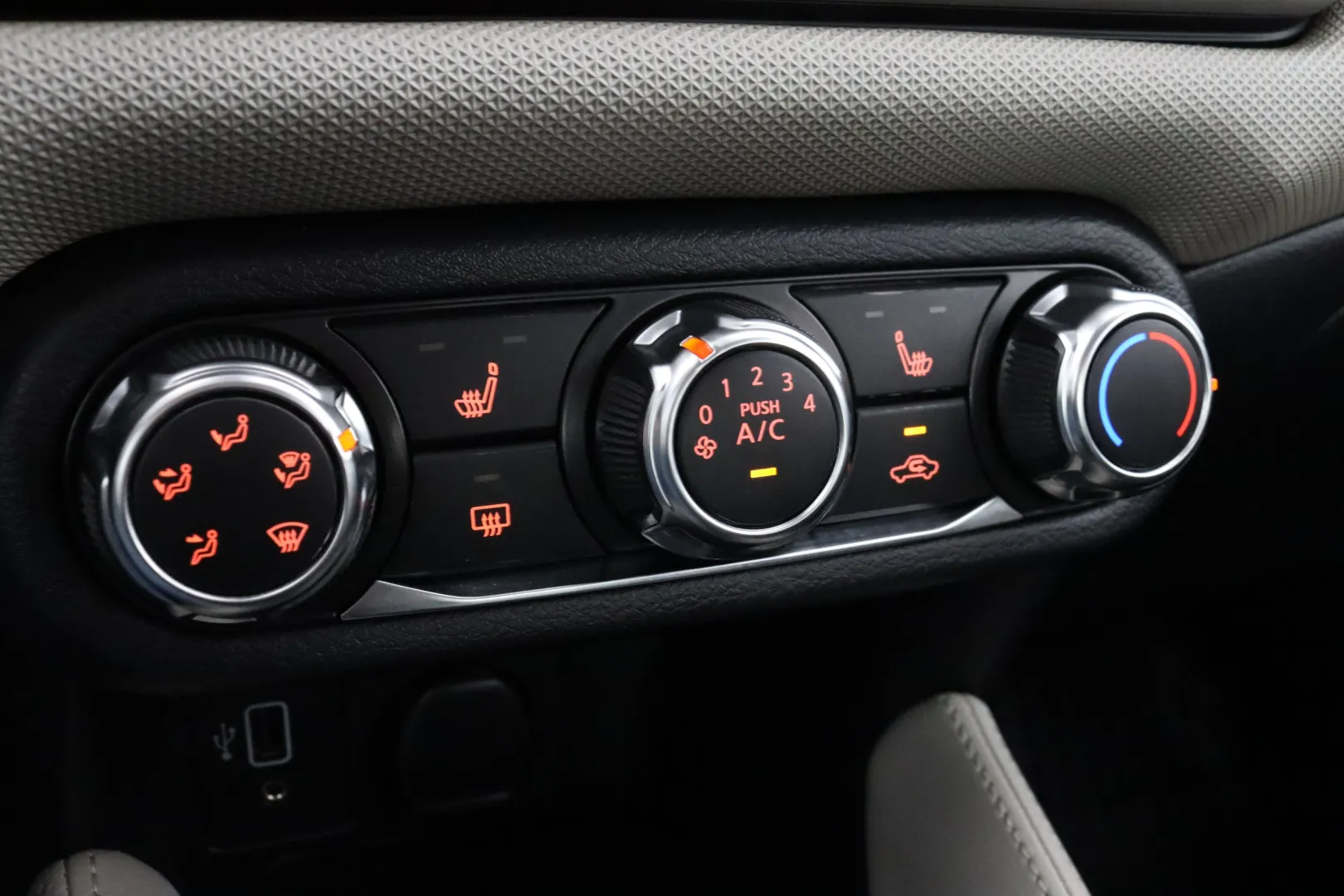NISSAN Micra NLL-936 carousel image