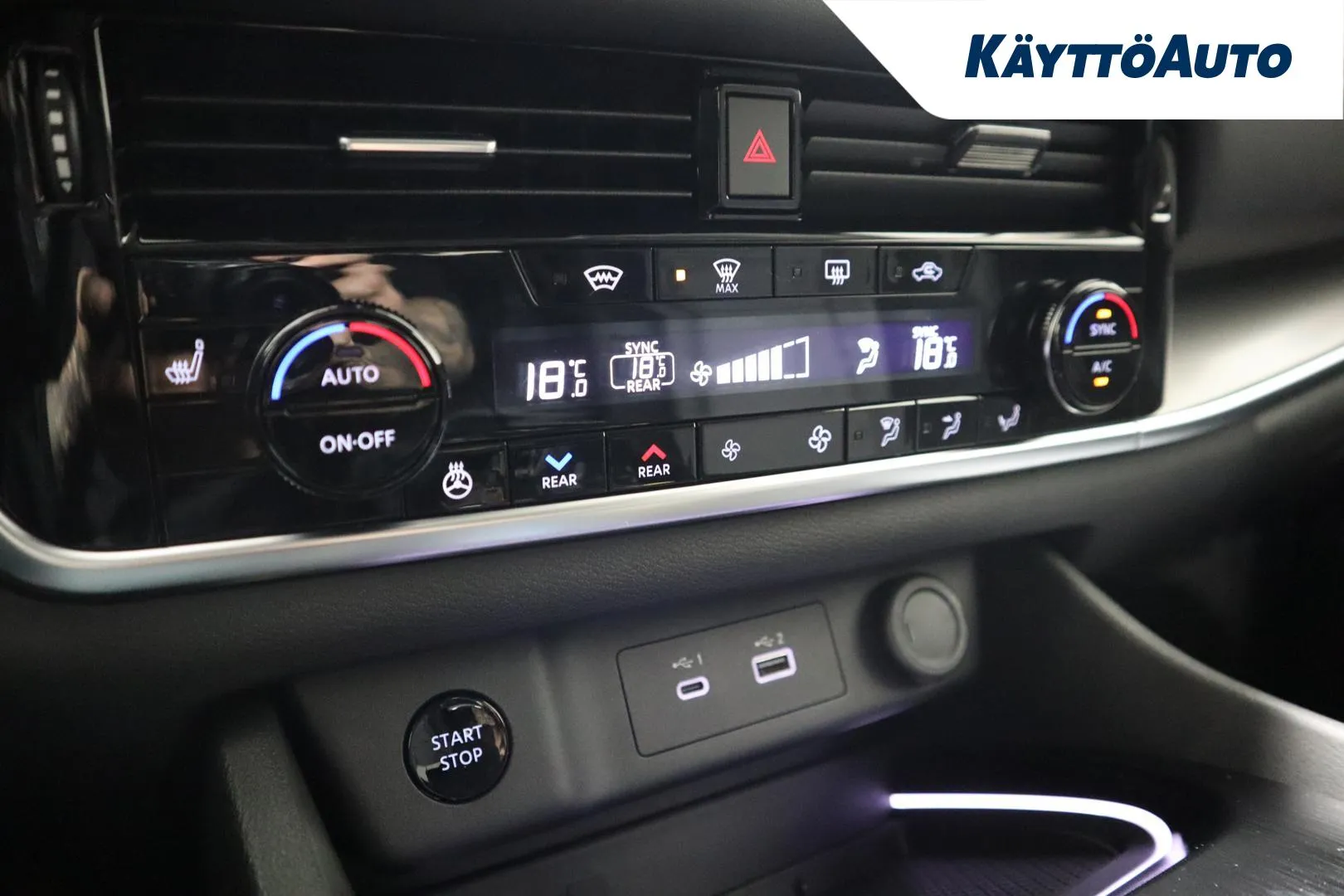 Nissan X-Trail SZJ-587 carousel image