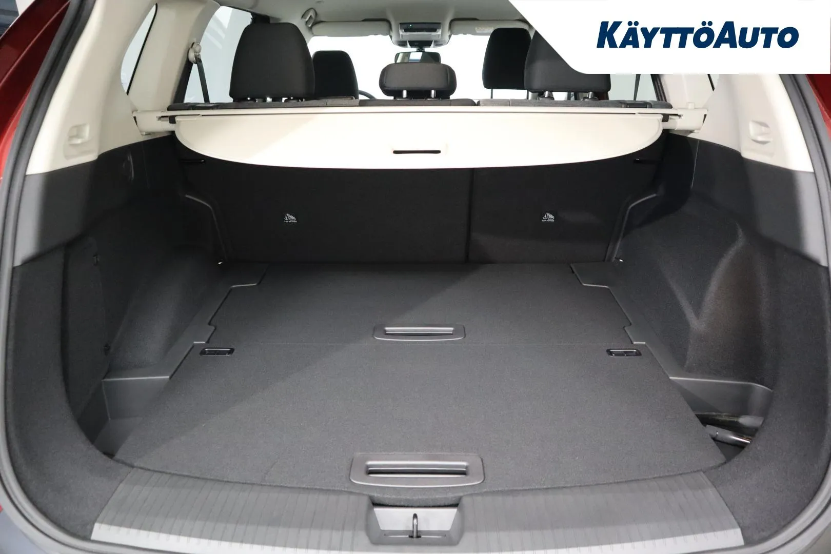 Nissan X-Trail SZJ-587 carousel image