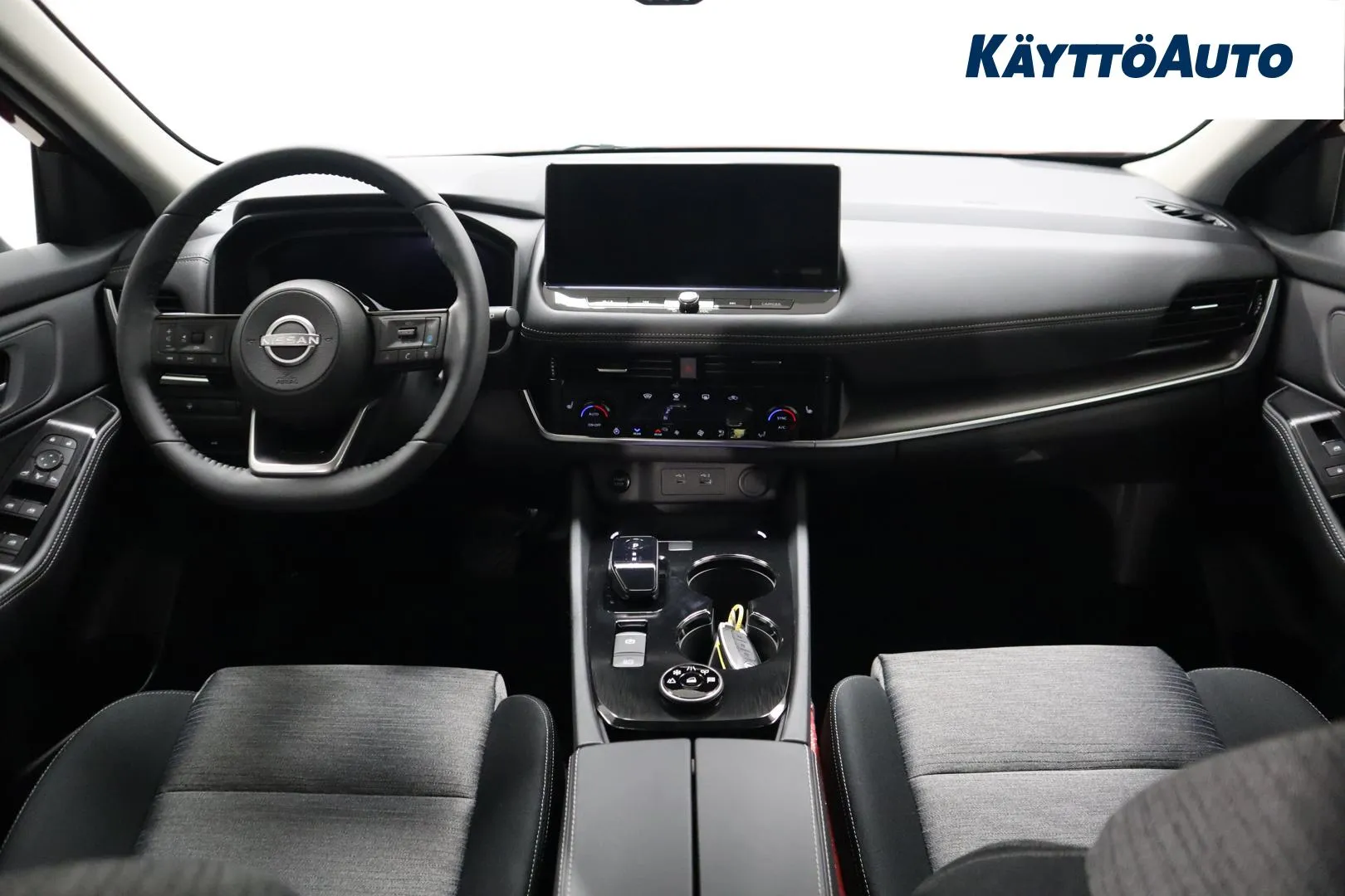 Nissan X-Trail SZJ-587 carousel image