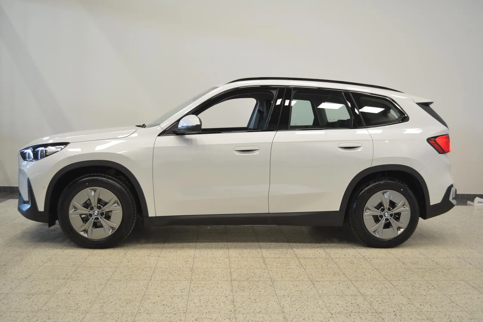 BMW iX1 ZPR-756 carousel image