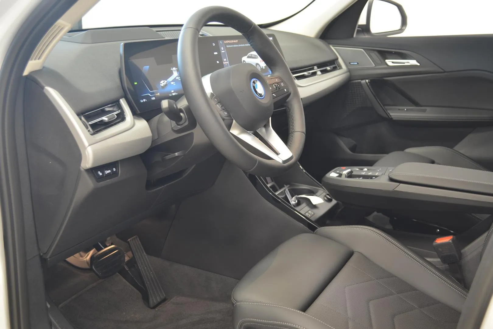 BMW iX1 ZPR-756 carousel image