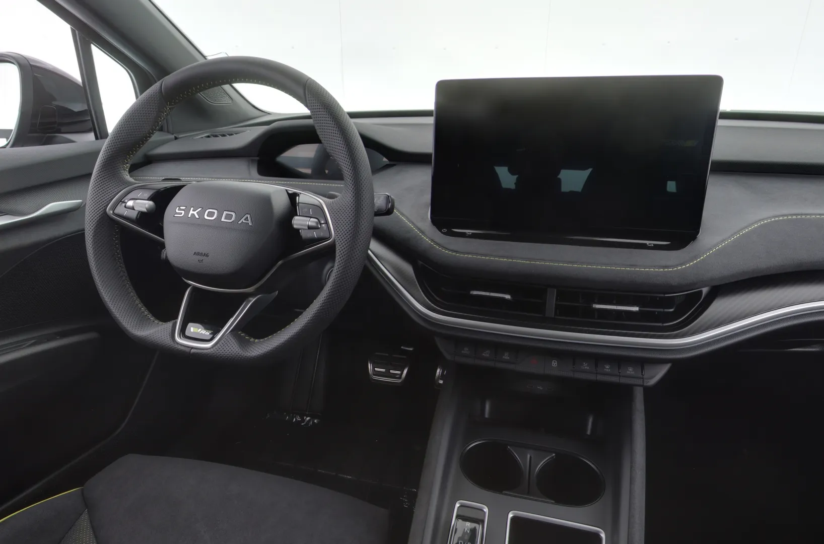 Skoda Enyaq FSS-214 carousel image