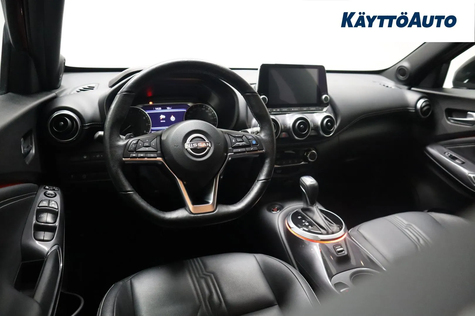 Nissan Juke KVT-521 carousel image