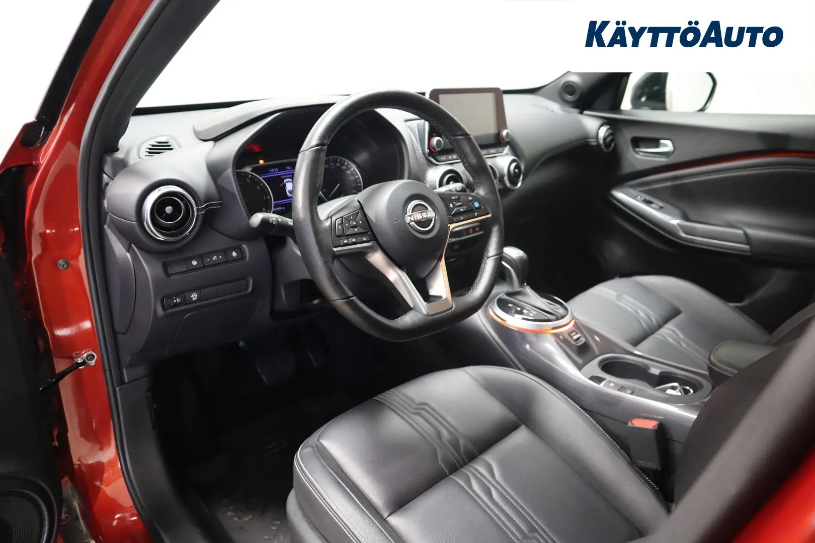 Nissan Juke KVT-521 carousel image