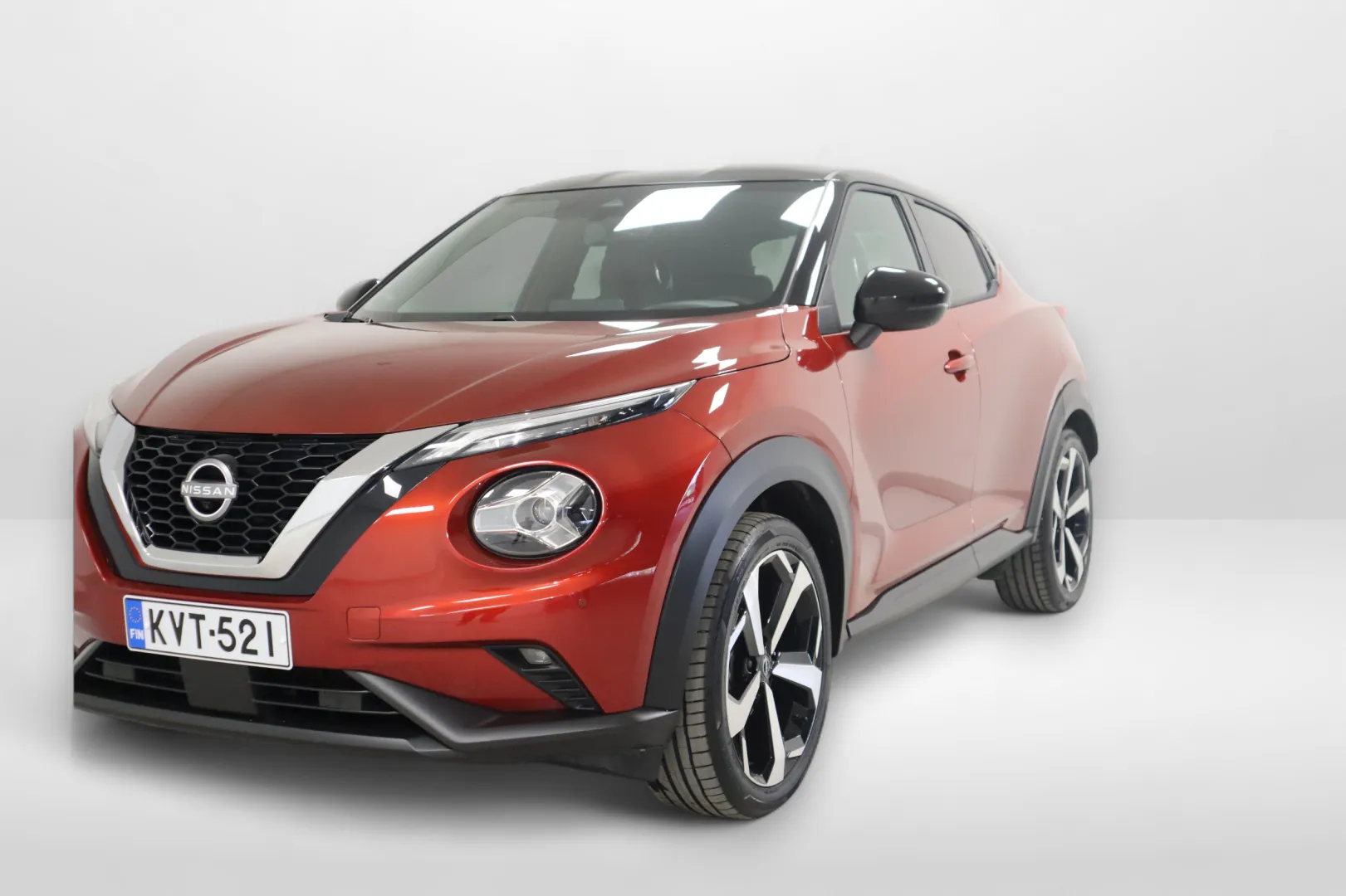 Nissan Juke KVT-521 carousel image
