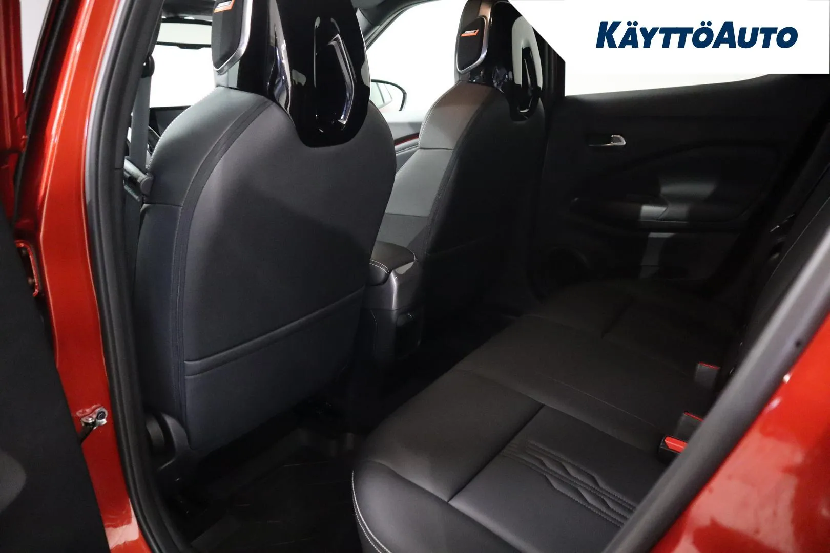 Nissan Juke KVT-521 carousel image