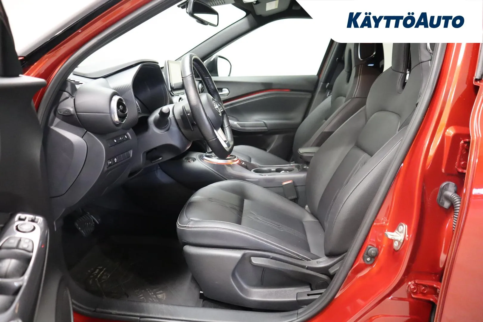 Nissan Juke KVT-521 carousel image