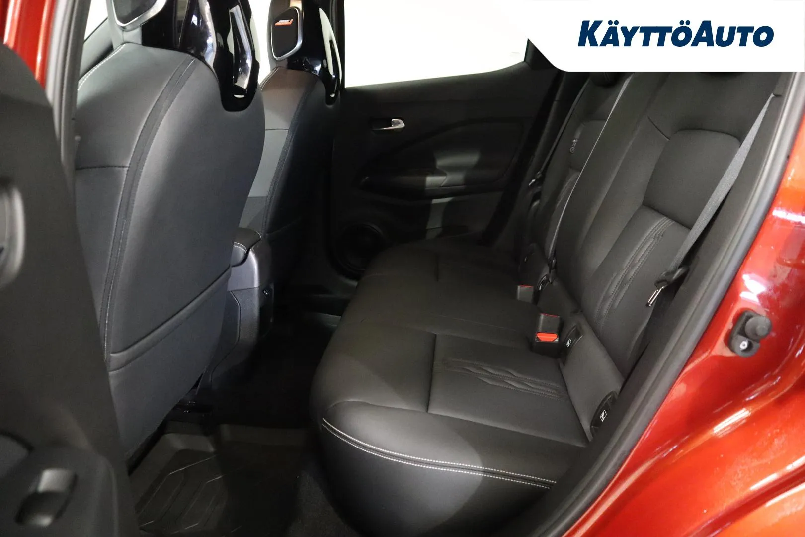 Nissan Juke KVT-521 carousel image