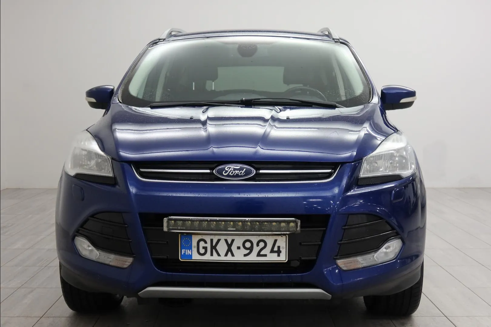 FORD Kuga GKX-924 carousel image