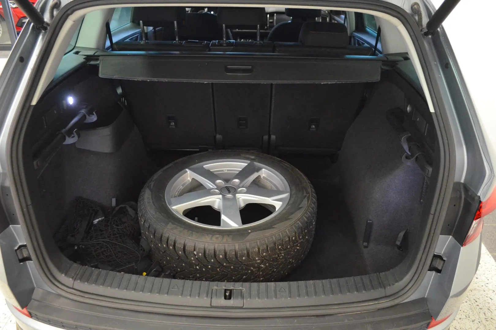 SKODA Kodiaq YKC-456 carousel image